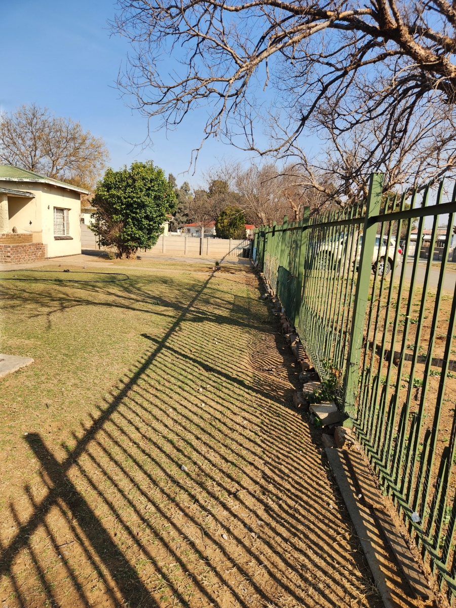 4 Bedroom Property for Sale in Hennenman Free State